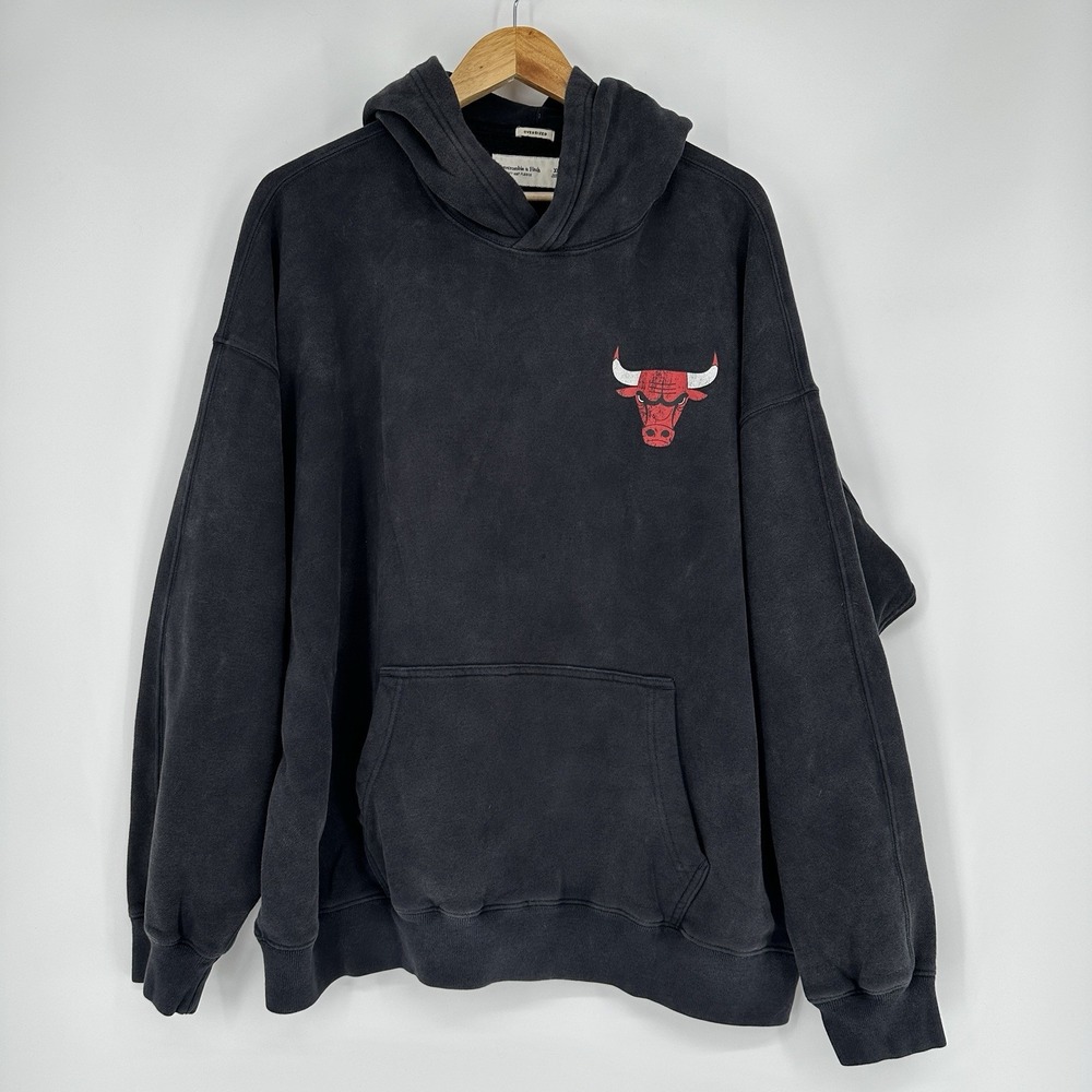 Abercrombie & Fitch Chicago Bulls Oversized Popover Hoodie XL Black Soft Fleece